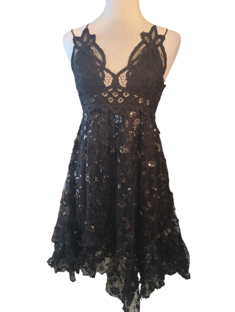 Free People One Black Lace & Sequin Spaghetti-Strap Dress Size Xs/Tp